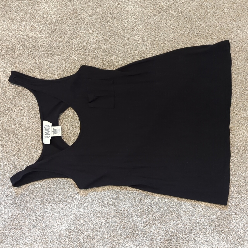 BB Dakota S Black tank top with back cutout